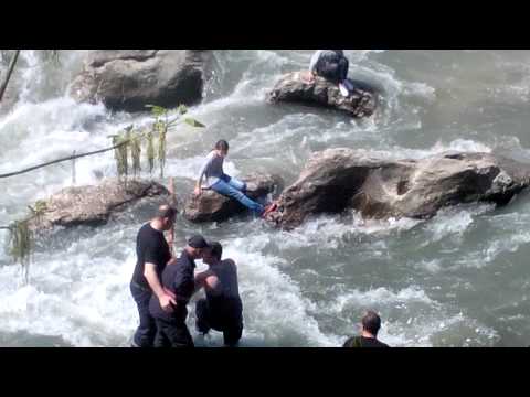 მდინარედან პატარა ბავშვების გამოყვანის სამაშველო ოპერაცია ქუთაისში