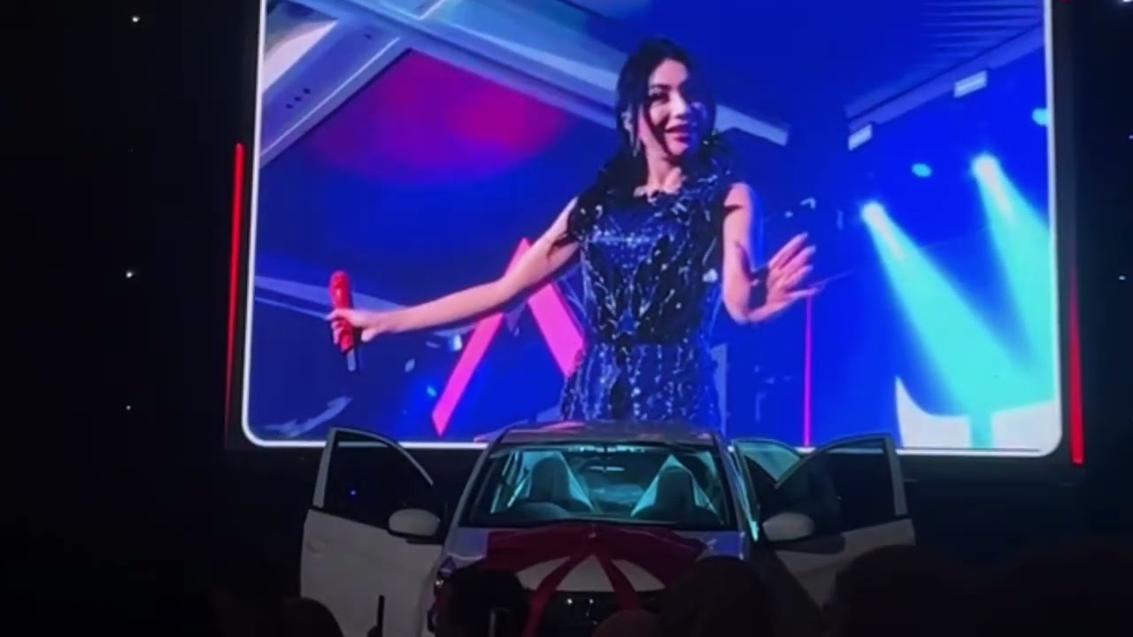 Denada di Acara SIG Padma Hotel Semarang