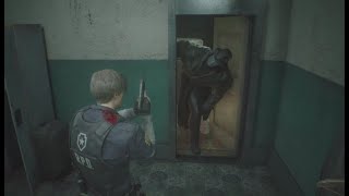Resident Evil 2 REmake Mr X Pokes his head into save room\/safe room