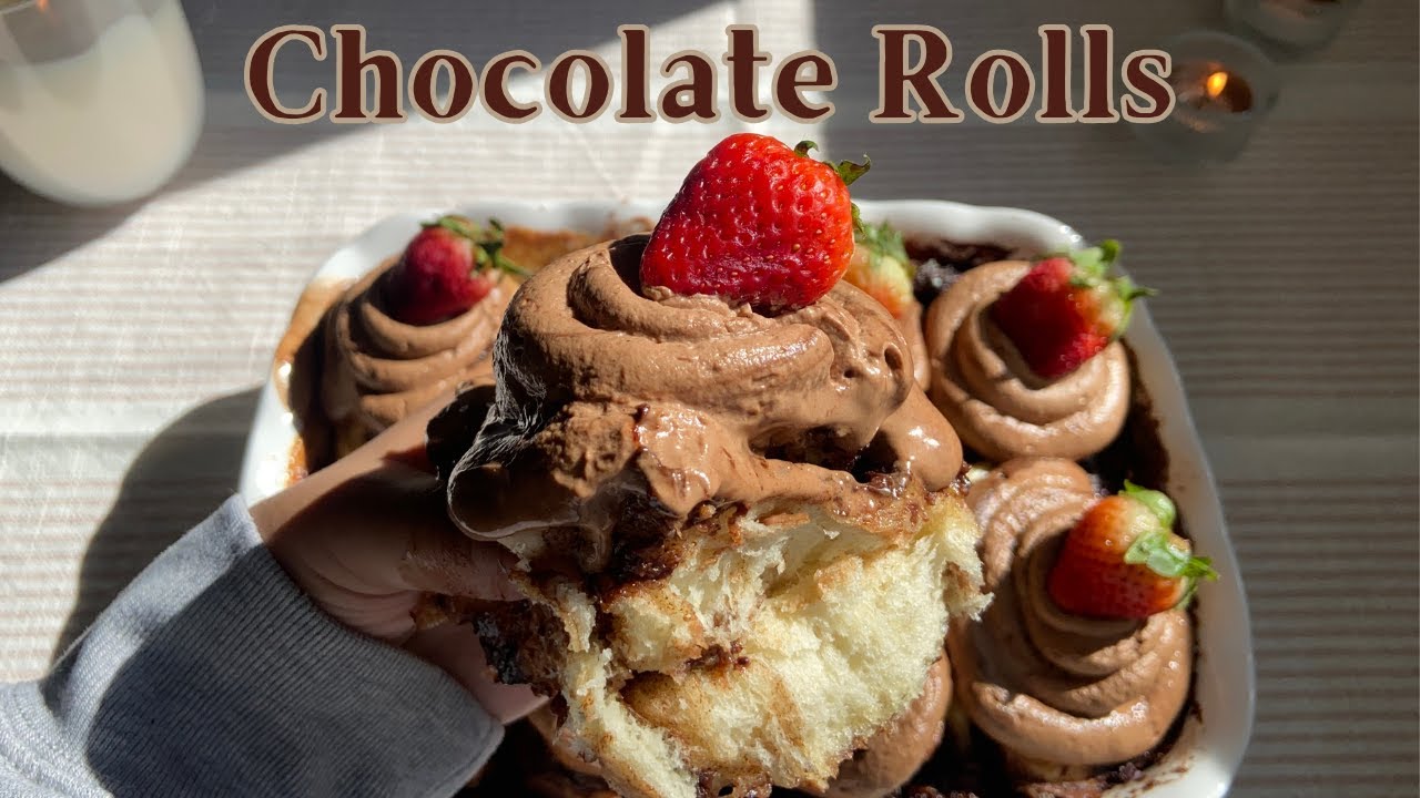 Soft Fluffy Chocolate Rolls ♡ Bake With Me