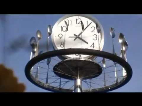How To Remove Tire From Rim >> Windmill made of spoons and a bicycle wheel - YouTube How To Remove Tire From Rim >> Windmill made of spoons and a bicycle wheel - YouTube