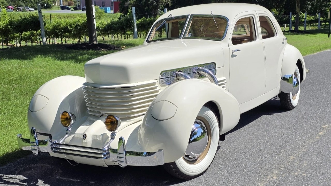 Cord 812 Driving and Shifting