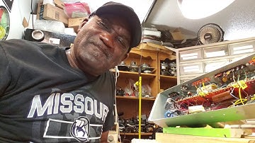 Using Solid State & Analog Testers To Evaluate A Ceramic Capacitor In A Hammond AO28