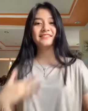 story wa cewek cantik manis imut // joget santuy
