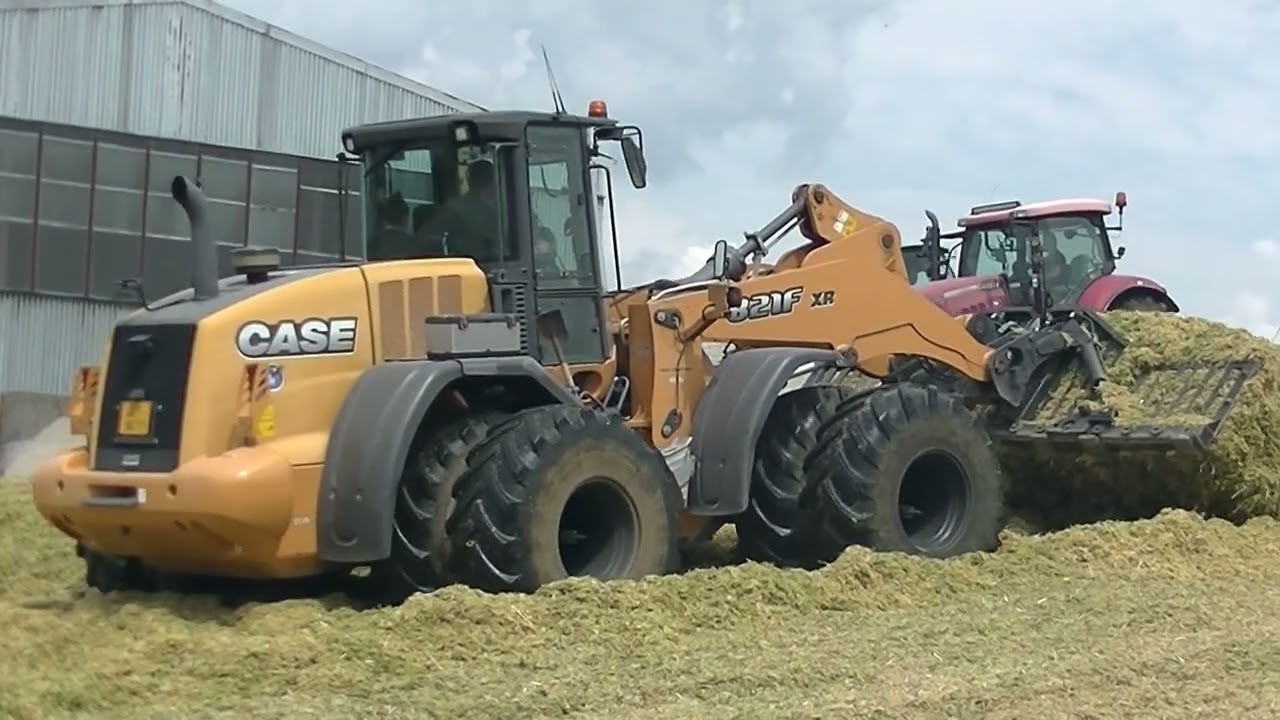 Sklizeň Směsky 2025 Práce na Jámě s Case 821F Case Puma 200 a Deutz Fahr 8280