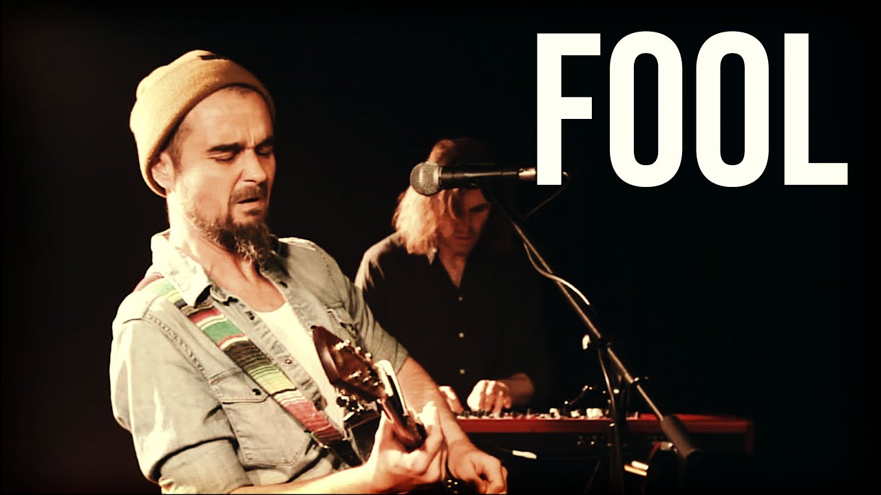 Manuel Paris : Fool (official video)