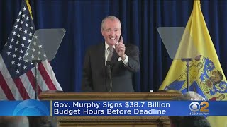 New Jersey Avoids Government Shutdown