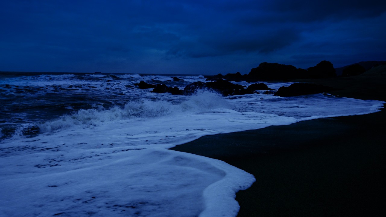 Deep Sleeping Ocean Sounds | Strong Ocean Waves at Night That Shut Off Thought and Sustain Sleep