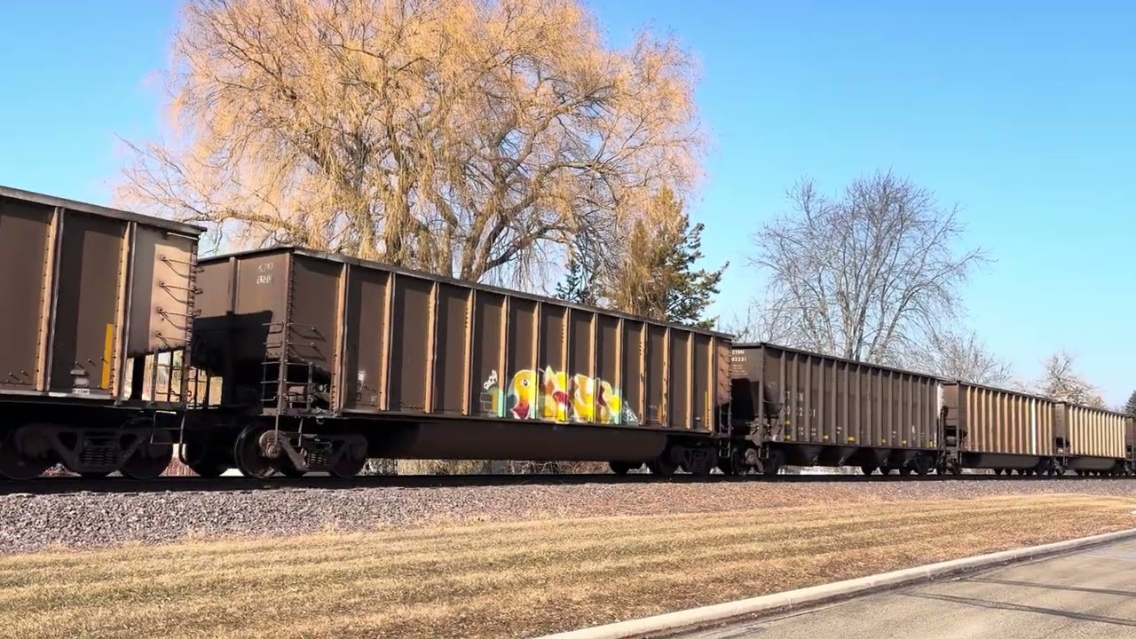UP 6318 in Southern Pacific paint Heading Southbound through Oostburg, WI on 2/14/2026