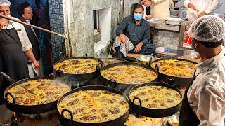 Siddique Machli Farosh - Allama Iqbal Road, Lahore Street Food | Crispy Fried Fish | Lahori Fish Fry