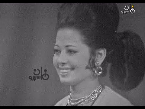 في ذكرى 10 رمضان 6 أكتوبر أغنية غريبة عجيبة البنت صوتها مسرسع شوية بس ظريفة واللحن حلو