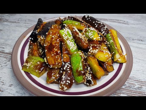 Пока есть баклажаны и кабачки нужно готовить этот рецепт. Быстрая и вкусная закуска из баклажанов.
