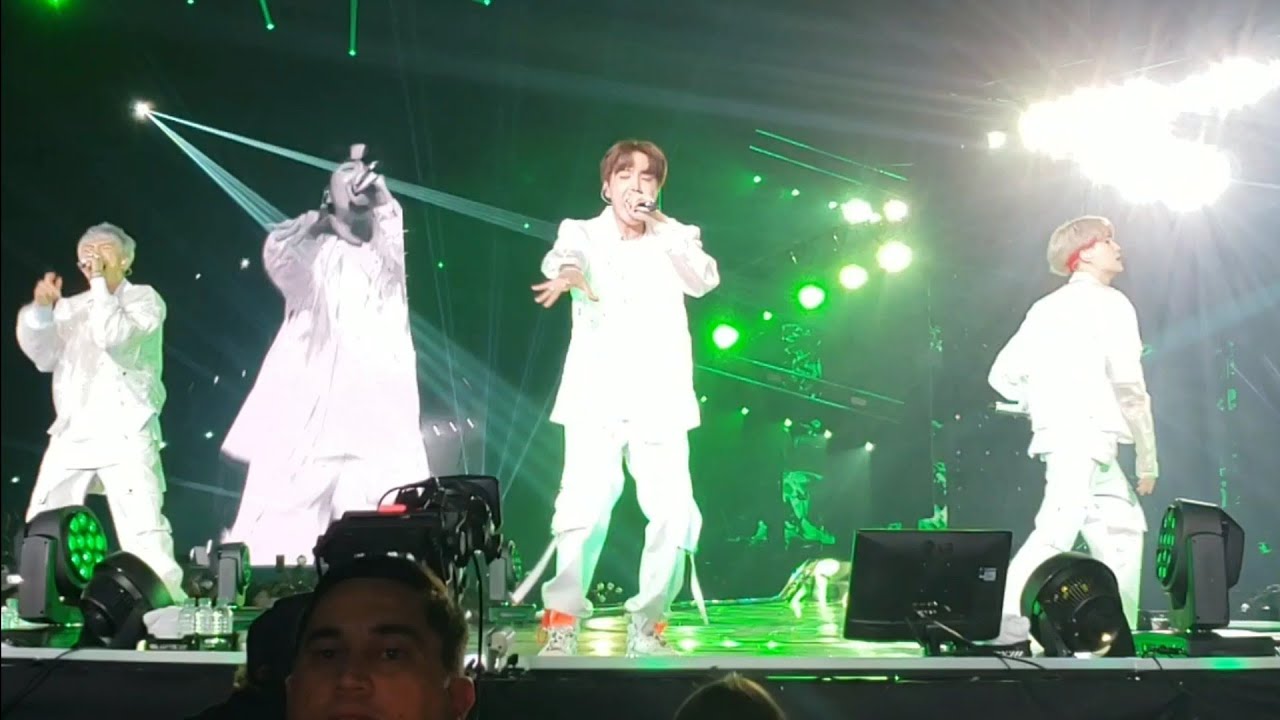 190324 Outro: Tear @ 방탄소년단 BTS Love Yourself in Hong Kong HK 2019 Day 4 香港 防彈少年團 Fancam