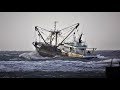 GO-26 ARENDJAN uitgaand met stormachtig weer.scheveningen 3-1-2018