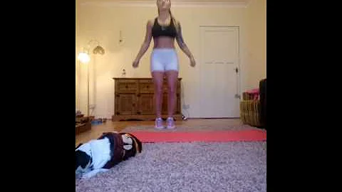 My 30 day workout shred level 1 with Jillian Micha...