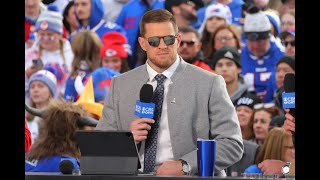 Hilarious Text Exchange Exposed: JJ Watt's Hilarious Chat with New On-Air Partner Ian Eagle