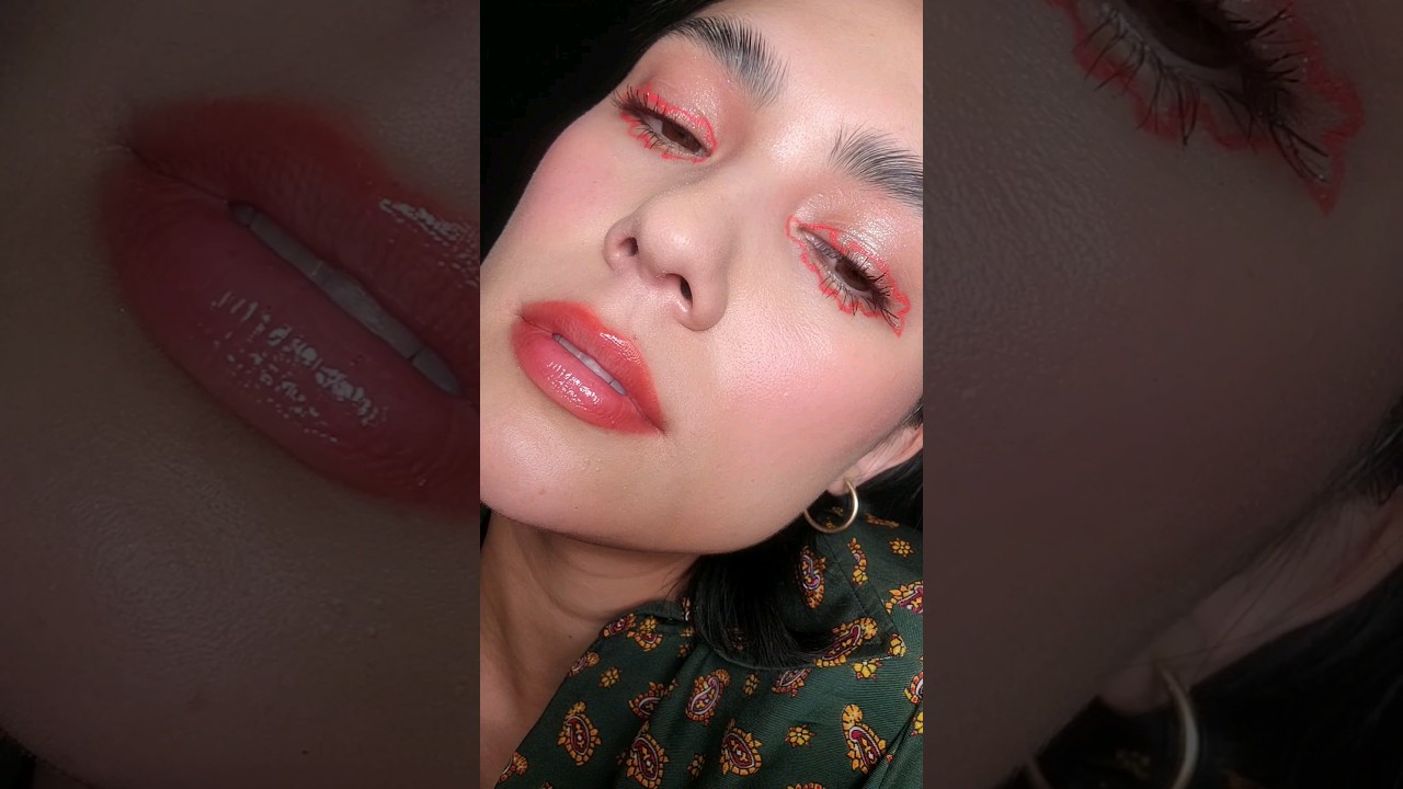 red #holidaymakeup #holidaymakeuptutorial