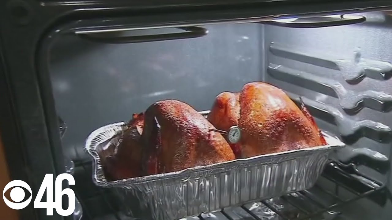 Turkey, cranberry sauce make list of most disliked Thanksgiving foods, survey says