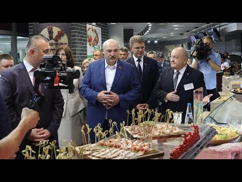 Video: Lukašenko Aleksandrs Grigorjevičs. B altkrievijas Republikas prezidents. Foto, personīgā dzīve