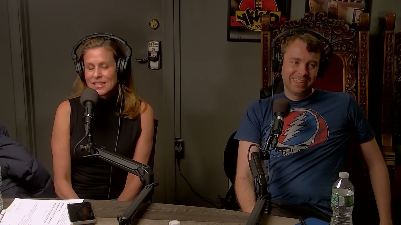 Comedy Clubs, Political Beliefs and Social Media