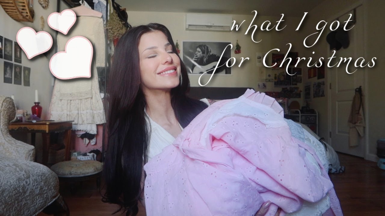 huge holiday haul // curated vintage and gifts from loved ones ♡