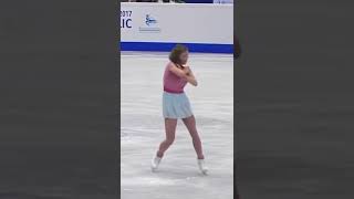 ice scatter fast chanhe outfit | shorts screenshot 2
