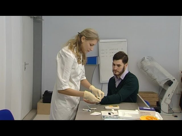 Узнать свой уровень глюкозы и холестерина в крови могут жители окружного центра