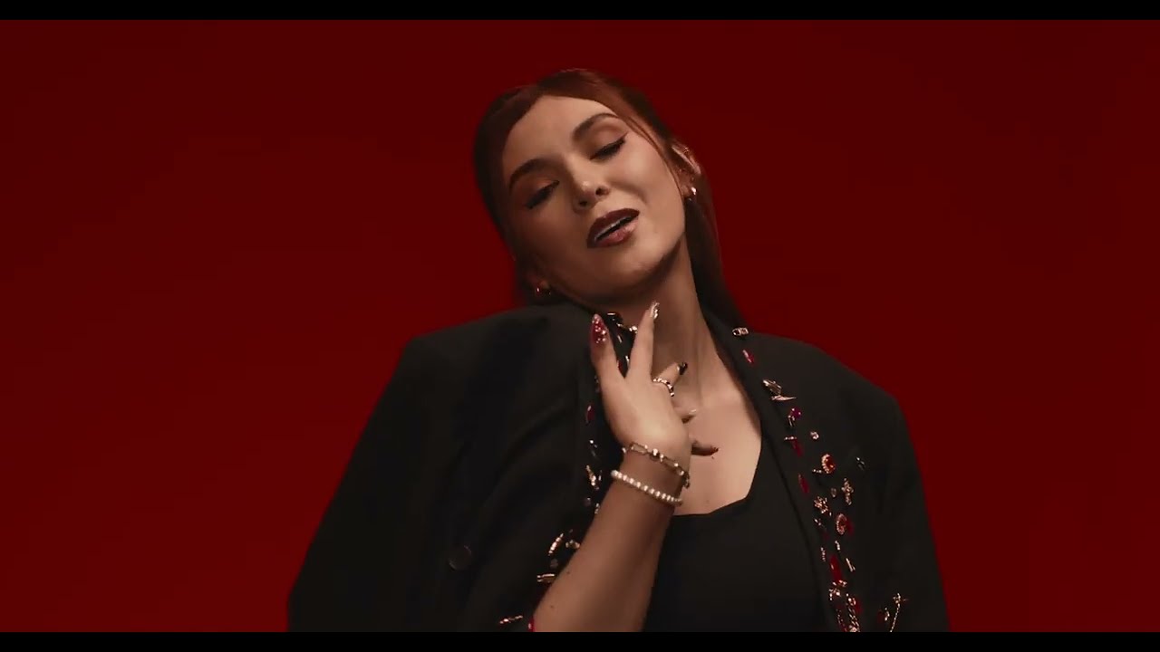 Watch TORRELLI - AA (Videoclip Oficial) on YouTube Watch TORRELLI - AA (Videoclip Oficial) on YouTube