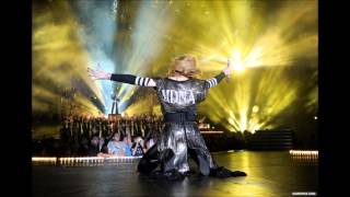 Madonna Like A Prayer MDNA Tour Version Studio Resimi