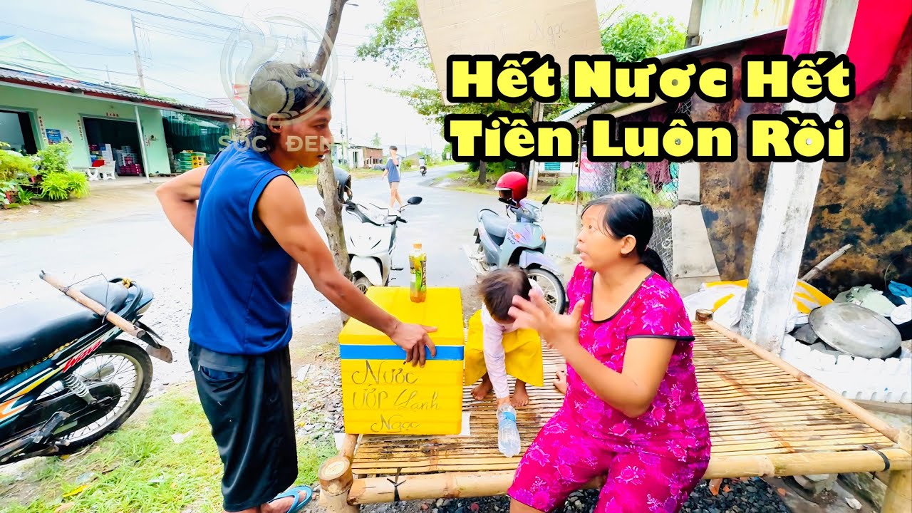 Tới công chuyện Ngọc bán hết nước nhưng không thấy tiền thành hỏi tiền Ngọc làm cho một trận 