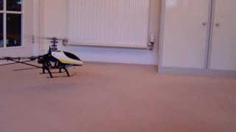 T-Rex 450 SEv2 Low level hover indoors in area 1.8m * 2.0m