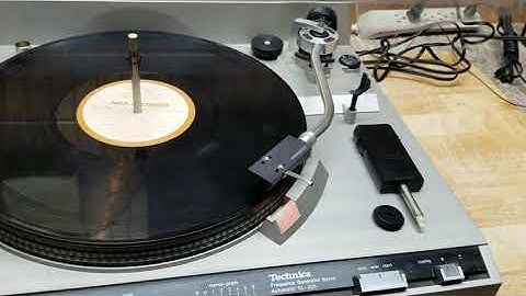 Serviced Technics SL-235 demo, no rights to music played in demo video
