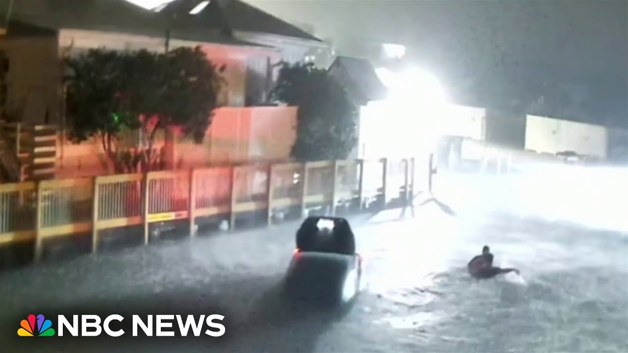 Good samaritan speaks out after helping rescue driver from sinking car Good samaritan speaks out after helping rescue driver from sinking car
