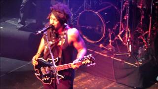Miniatura de "D'Angelo "I've Been Watching You (Move Your Sexy Body)" Live @ Paradiso 10.02.2012"