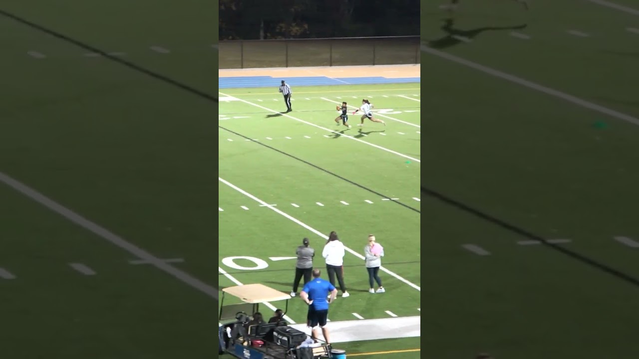 WATCH: Kaylee with the run and pitch #flagfootball