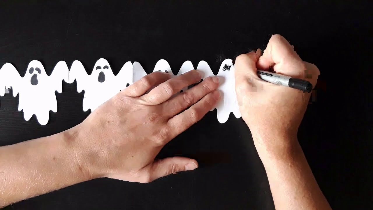 Zeestraat sokken kasteel DIY pakket Halloween Slinger - YouTube