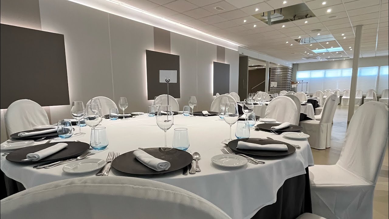 𝐓𝐮 𝐁𝐨𝐝𝐚 𝐏𝐞𝐫𝐟𝐞𝐜𝐭𝐚 𝐞𝐧 𝐗𝐢𝐫𝐥𝐞𝐬 | 𝐒𝐚𝐥𝐨́𝐧 𝐝𝐞 𝐄𝐯𝐞𝐧𝐭𝐨𝐬 𝐜𝐞𝐫𝐜𝐚 𝐝𝐞 𝐁𝐞𝐧𝐢𝐝𝐨𝐫𝐦 𝐲 𝐀𝐥𝐭𝐞𝐚