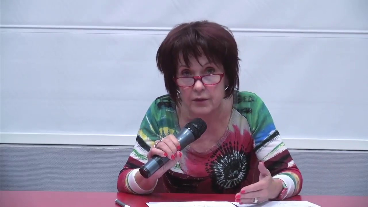 06-Catherine Louveau: Qu'est-ce qu'une "vraie" femme pour le monde du sport?