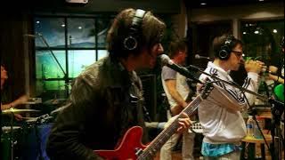 Weezer - You Gave Your Love To Me Softly (Live Cambio Sessions)