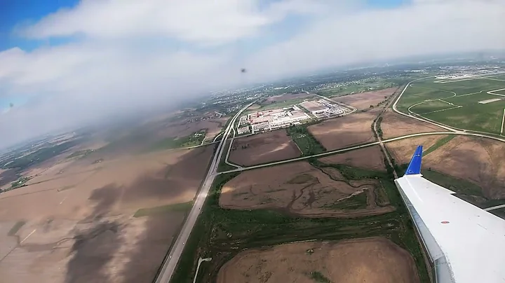 Takeoff at Lincoln Airport in a United Express CRJ-200