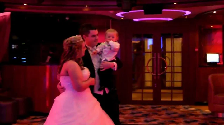 Laura+andrew first dance!