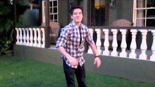 logan henderson from big time rush = hidden talent!