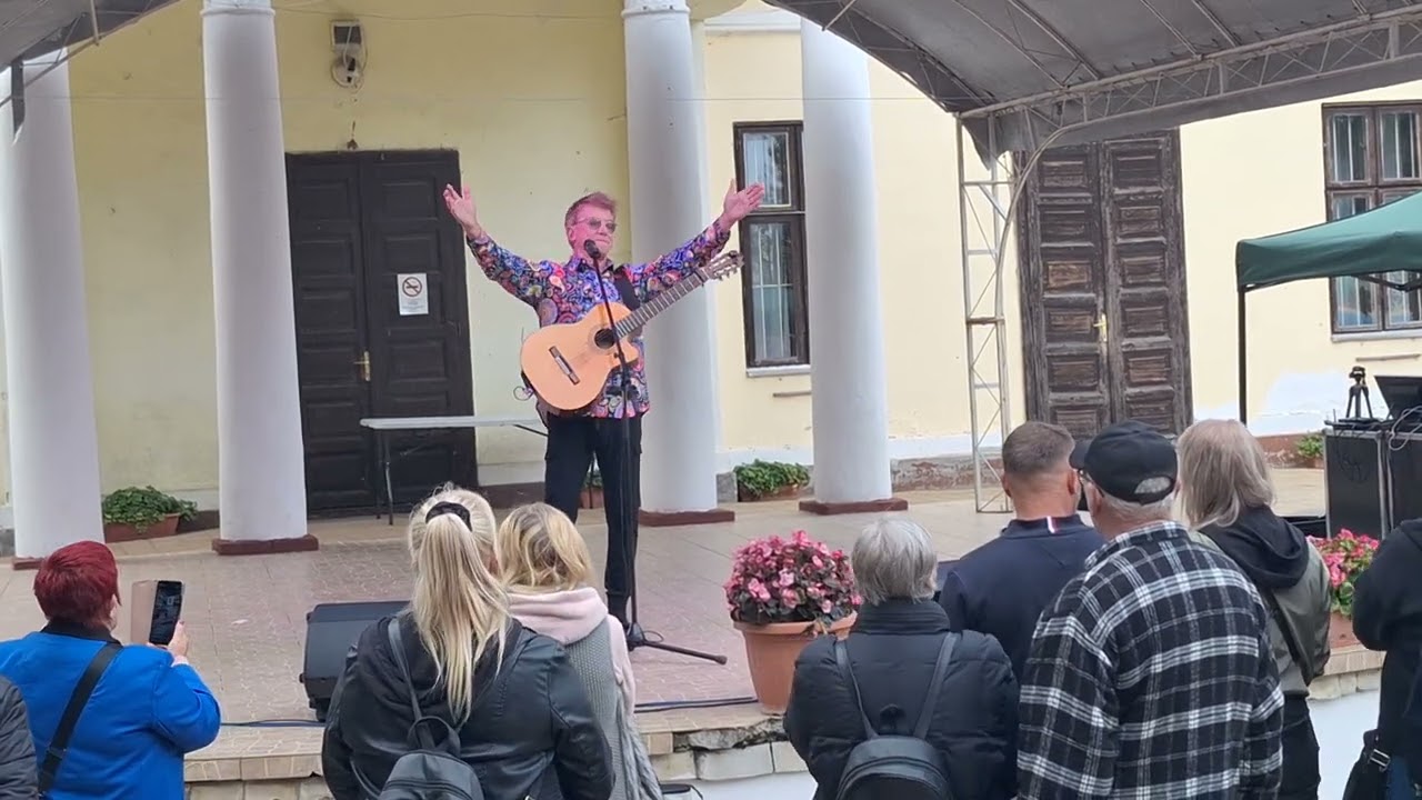 Delhusa Gjon koncert Karácsond  2024. október 13.