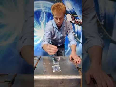 Las monedas y las cartas de Mago Yunke