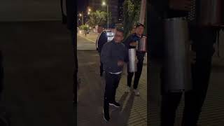 Sofía Vergara está en Bogotá y fue captada bailando vallenato en las calles