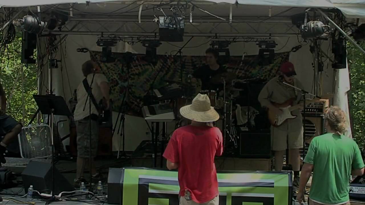 YouTube에서 BUG - Realize - The Getdown Festival 2009 보기 YouTube에서 BUG - Realize - The Getdown Festival 2009 보기
