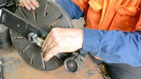 Restoring Flanders 20 Motor - Part 3 Setting up for machining