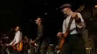 flogging molly-Screaming at the Wailing Wall@dour 2006