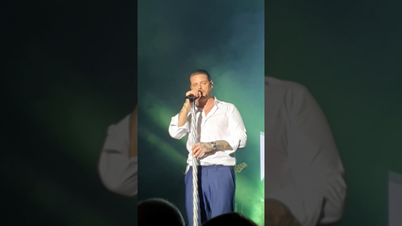 Keith Duffy sings "Father & Son" as part of the BoyzLife 2020 Tour in Tunbridge Wells 12/03