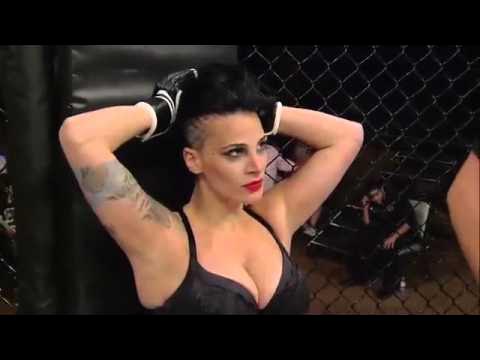 Джина карано ufc. Объявляет бой. Холли хоуп боец mma. Юфс холли холм. Загорский ринг анонсер.